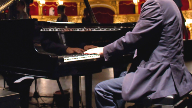 Roberto Cacciapaglia - Wikipedia &copy; Creative Commons