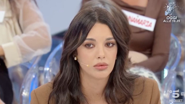 Sara Gaudenzi di Uomini e Donne - screenshot &copy; Canale 5