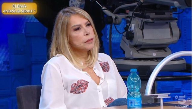 Anna Pettinelli - Screenshot &copy; Canale 5.