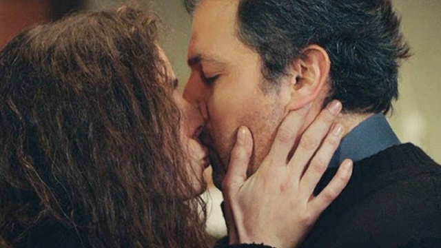 Bahar e Arif in La forza di una donna – © Mediaset.