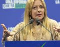 Meloni: 'Se vince il No stupratori e pedofili in libertà'; Conte: 'Cosa gravissima'