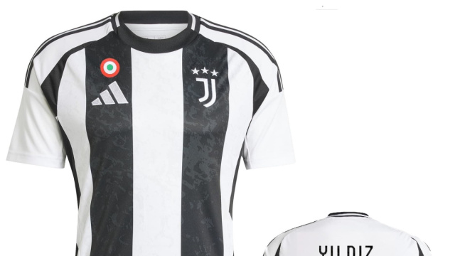 JUVENTUS YILDIZ HOME SHIRT 2024-25  CalcioItalia.com ... &copy; Creative Commons