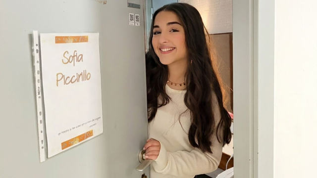 Sofia Piccirillo interpreta Bianca Boschi in Un posto al sole Ig official piccirillo_sofia