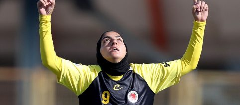 Nazionale femminile iraniana torna in patria dopo aver ritirato le richieste d'asilo