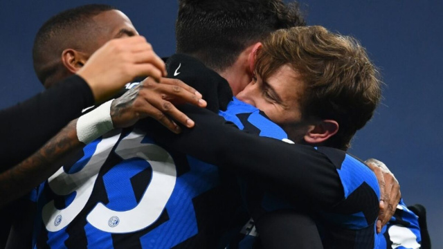 Alessandro Bastoni e Nicol&ograve; Barella. Foto &copy; Inter