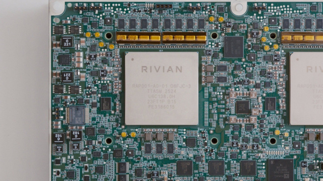 Non solo Tesla e Nvidia: Rivian sviluppa un chip AI in casa per ... &copy; Creative Commons