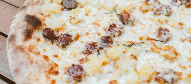 Pizza Vittoria una leccornia fatta in casa per la Pasqua dell'angelo