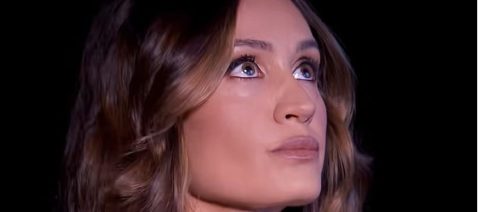 Helena Prestes, il significato del nuovo tatuaggio: L di papà Luis e J di Javier unite