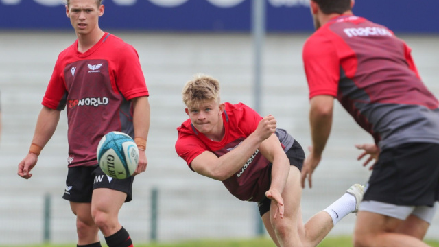 Archie Hughes called into Wales U20s side - Scarlets Rugby &copy; Creative Commons