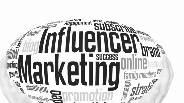 Influencer e trasparenza: l'AGCOM istituisce il Registro degli ... &copy; Creative Commons