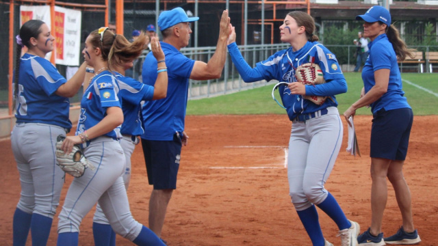 A Bollate i primi lanci e giri di mazza per Italia Softball U18 ... &copy; Creative Commons