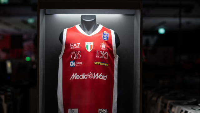 MediaWorld presenta la nuova sponsorship dell'Olimpia Milano con ... &copy; Creative Commons
