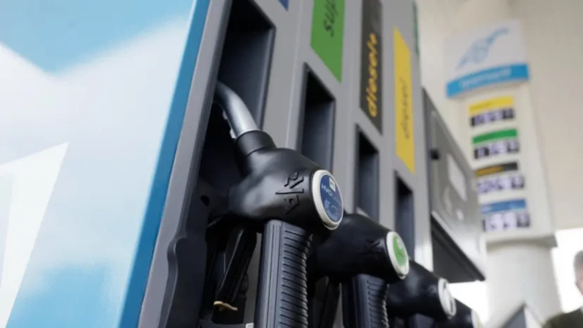 Pompe di benzina &copy; Creative Commons