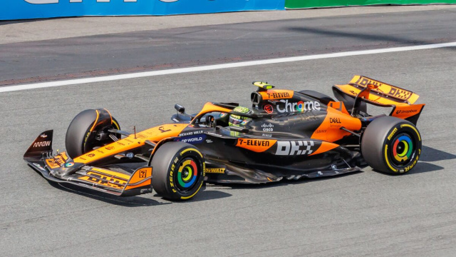 Lando Norris in pista nel 2025.