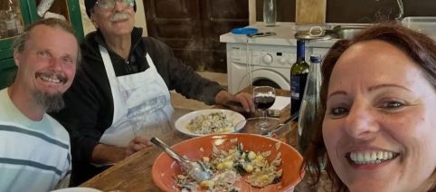 Casa gratis per la famiglia del bosco fino ai 18 anni dei figli