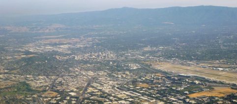 Silicon Valley: Agarwal sfida Khanna nel 17° distretto