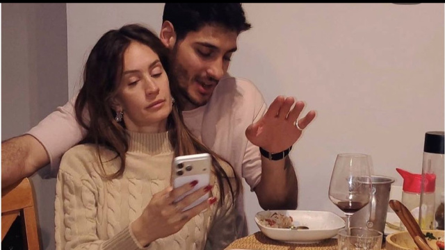 Helena Prestes e Javier Martinez &copy; Instagram.