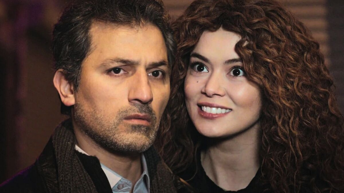 La forza di una donna trame turche: Arif pensa che Sarikadi abbia eliminato  Sarp