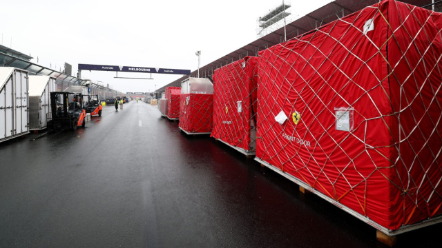 Ferrari in ritardo a Melbourne per il debutto nel Mondiale F1 ... &copy; Creative Commons