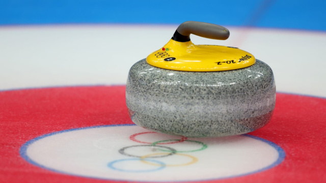 Le notevoli propriet&agrave; e le origini della stone Olimpica del curling &copy; Creative Commons