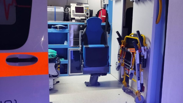 foto dell'ambulanza presa sulla pagina facebook