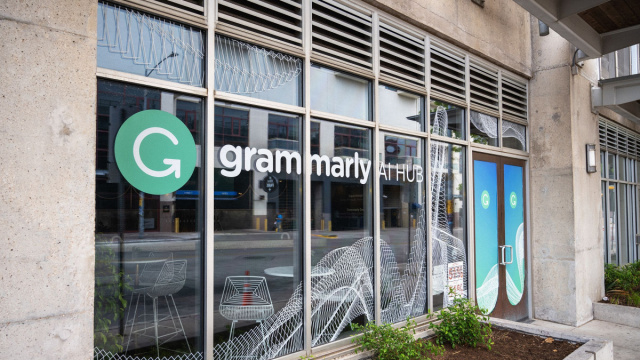 Grammarly Is Offering 'Expert' AI Reviews From Your Favourite ... &copy; Creative Commons
