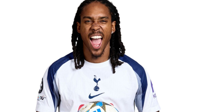 Djed Spence, terzino del Tottenham. Foto &copy; Tottenham
