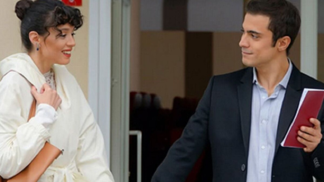 Lila e Yigit in Forbidden Fruit – © Mediaset.