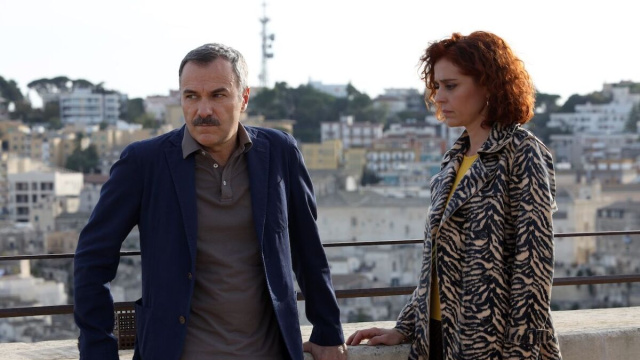 Massimiliano Gallo e Vanessa Scalera nei panni di Pietro e Imma &copy;Imma Tataranni 5/Rai.