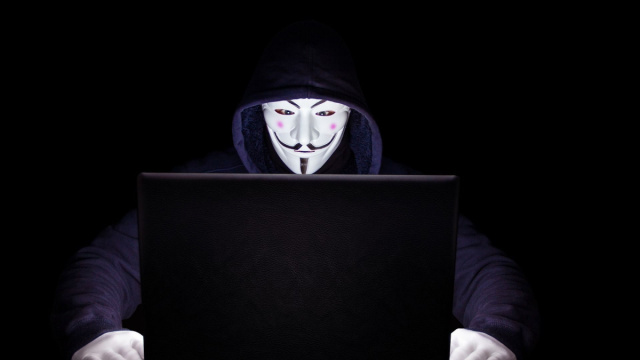 chi sono gli hacker? breve storia della professione &copy; Creative Commons