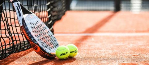 Malore sul campo da tennis: Luigi muore a 15 anni, indagini per omicidio colposo