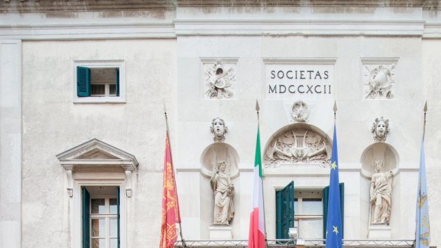 La Fenice Opera House Venice: Tickets & Travel Packages - Booking ... &copy; Creative Commons
