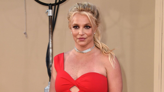 Britney Spears arrested for suspected DUI in Ventura County, cited ... - abc7.com