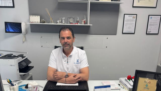 Studio Dentistico Dott. Michele Lamberti Dottore in Odontoiatria e ... &copy; Creative Commons