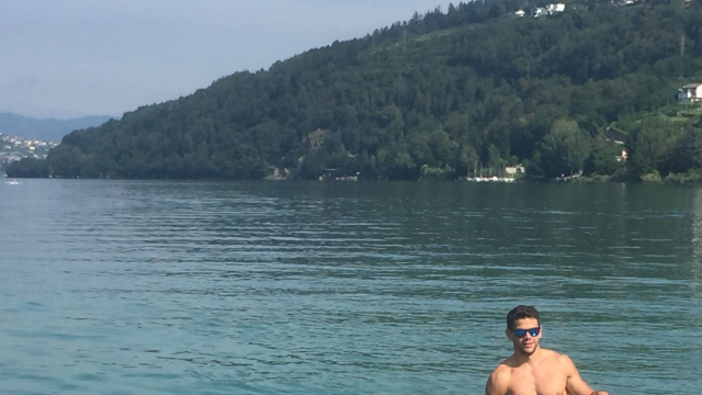 Carlo Tacchini, campione europeo di canoa, si allena sul lago di ... &copy; Creative Commons