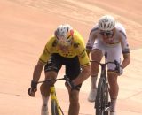 La vittoria di Wout van Aert alla Roubaix - &copy; Screenshot Eurosport