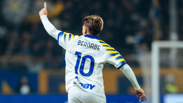 Adri&aacute;n Bernab&eacute;, centrocampista del Parma. Foto &copy; Parma