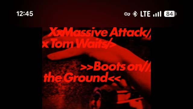 Ascolta Boots on the Ground : r/tomwaits &copy; Creative Commons