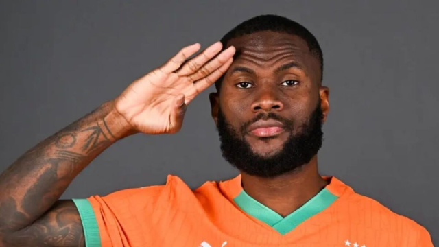 Franck Kessi&eacute;, centrocampista dell''Al-Ahli-. Foto &copy; CAF Online