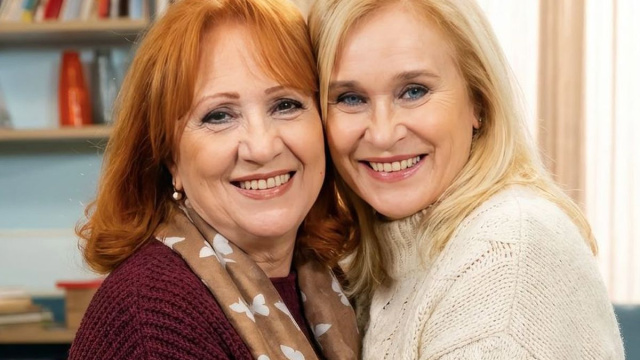 In foto Giulia e Marina nella soap &copy; Rai