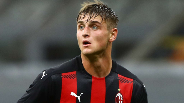 Lorenzo Colombo al Lecce, contro-riscatto per il Milan  Goal.com ... &copy; Creative Commons