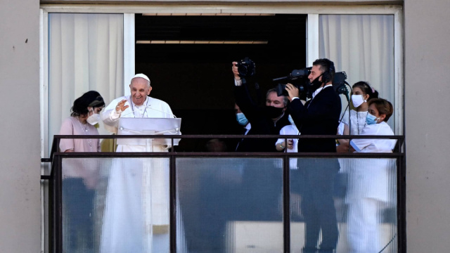Papa Francesco, l'Angelus al Gemelli: 'Importante servizio ... &copy; Creative Commons