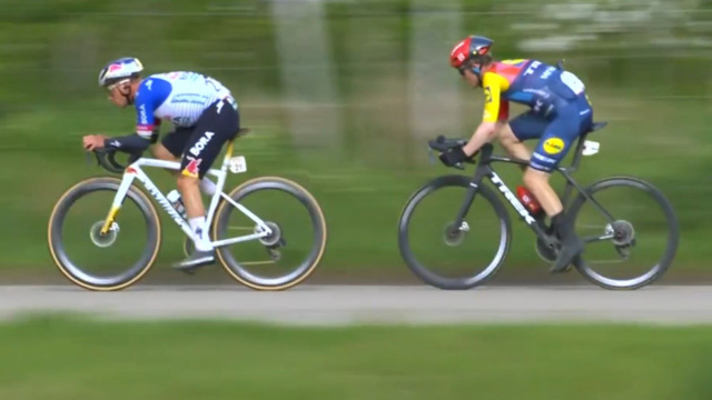 Remco Evenepoel e Mattias Skjelmose - &copy; Screenshot Eurosport