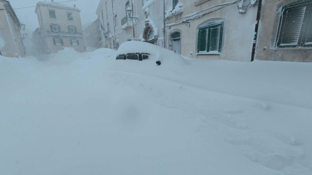 Bufere di neve e venti freddi. Allerta rossa in Abruzzo, Molise e ... &copy; Creative Commons