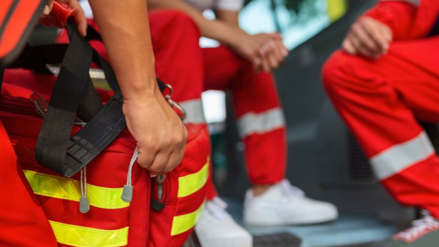 Soccorsi in azione dopo un incidente - &copy; Freepik.Com
