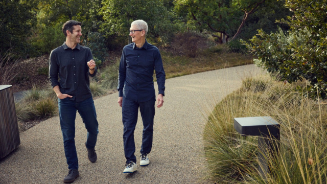 Apple, Tim Cook lascia la guida: John Ternus nuovo CEO &copy; Creative Commons