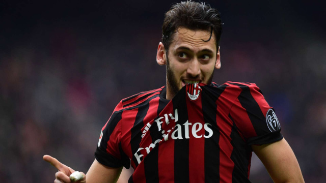 Milan-Verona: nessuna autorete di Heurtaux, l'1-0 &egrave; di Calhanoglu ... &copy; Creative Commons