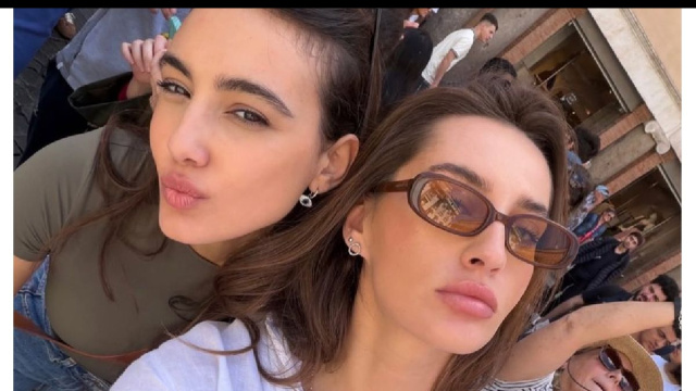 Zeudi Di Palma e Scarlett Plott &copy; Instagram.