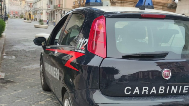 Pattuglia dei Carabinieri a Crotone - &copy; Francesco Trabassi