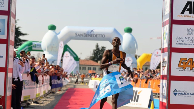 Bio Correndo: La Treviso Marathon a Denise Tappat&agrave; e a Simon Kamau ... &copy; Creative Commons